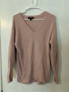 Express Women's Dusty Rose V-Neck Ribbed Sweater